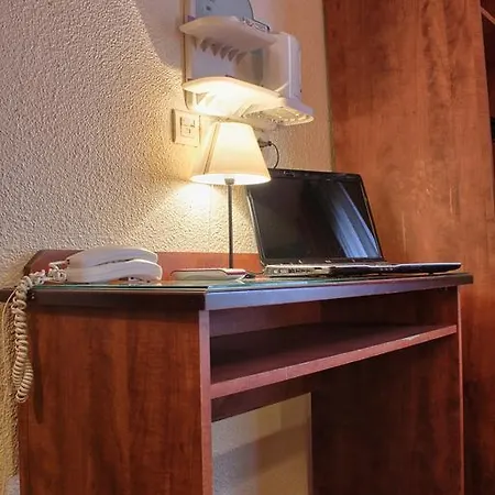 Timhotel Rives De Seine 2*